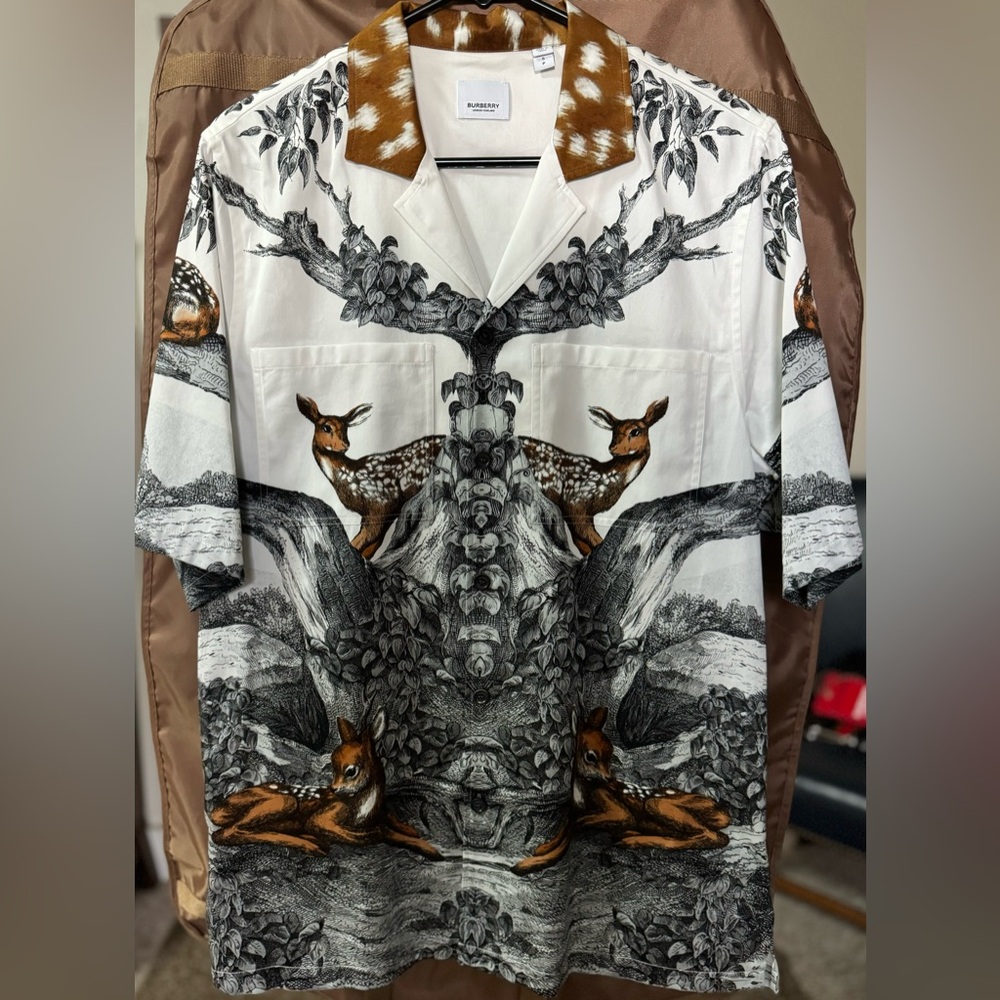 BURBERRY men’s button down famous deer print